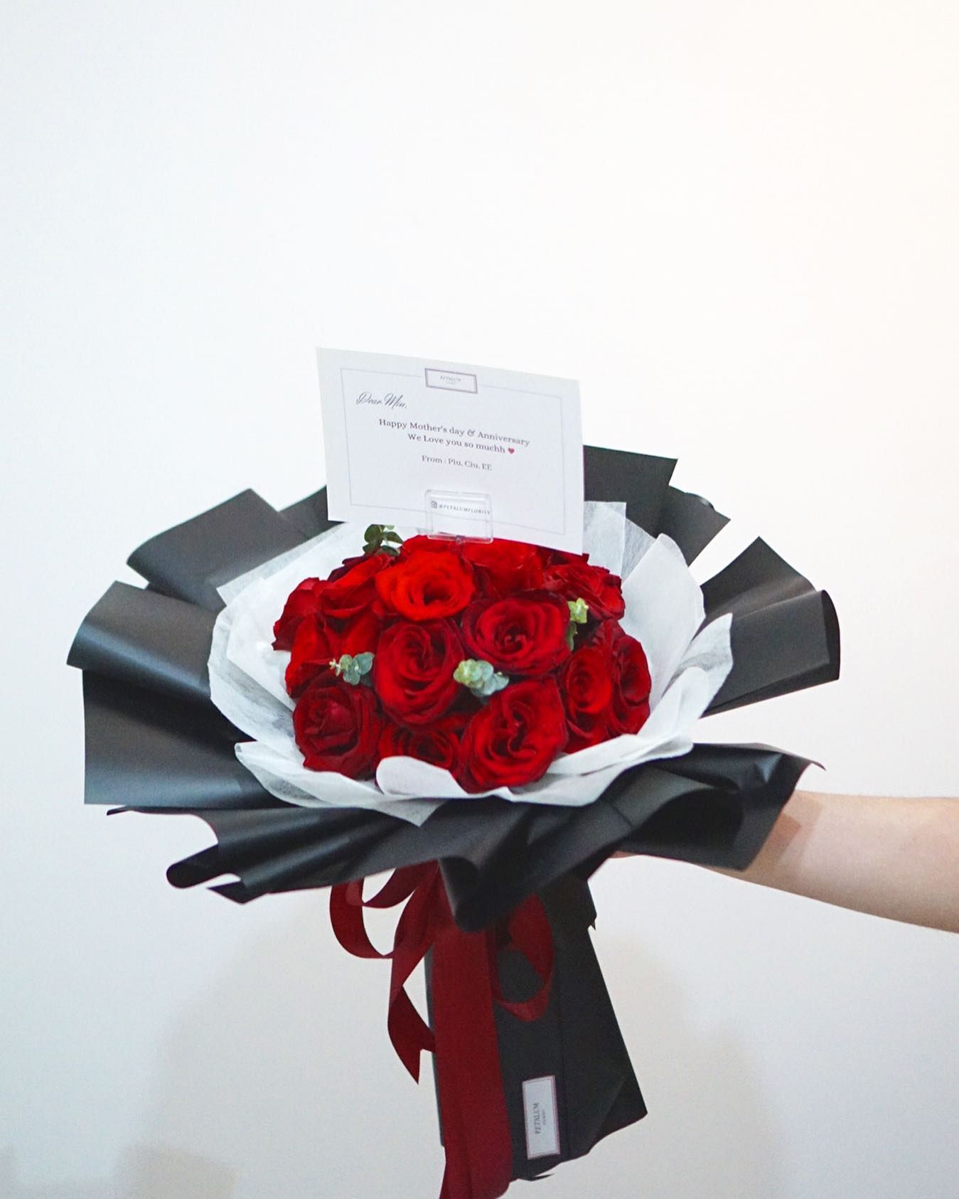 Classic Rose Bouquet