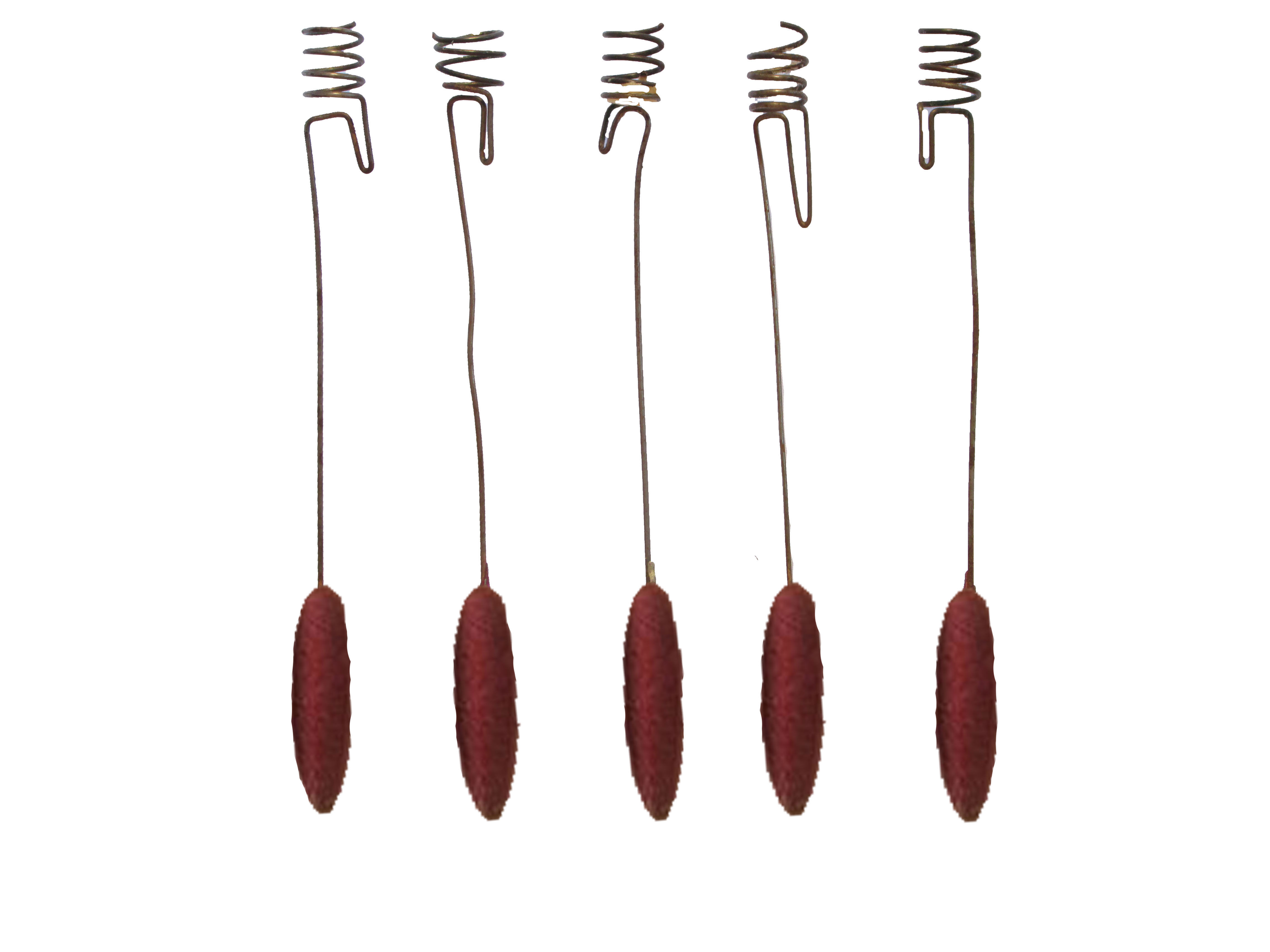 Harvinaiset kynttilänpidikkeet käpypainolla, punaiset