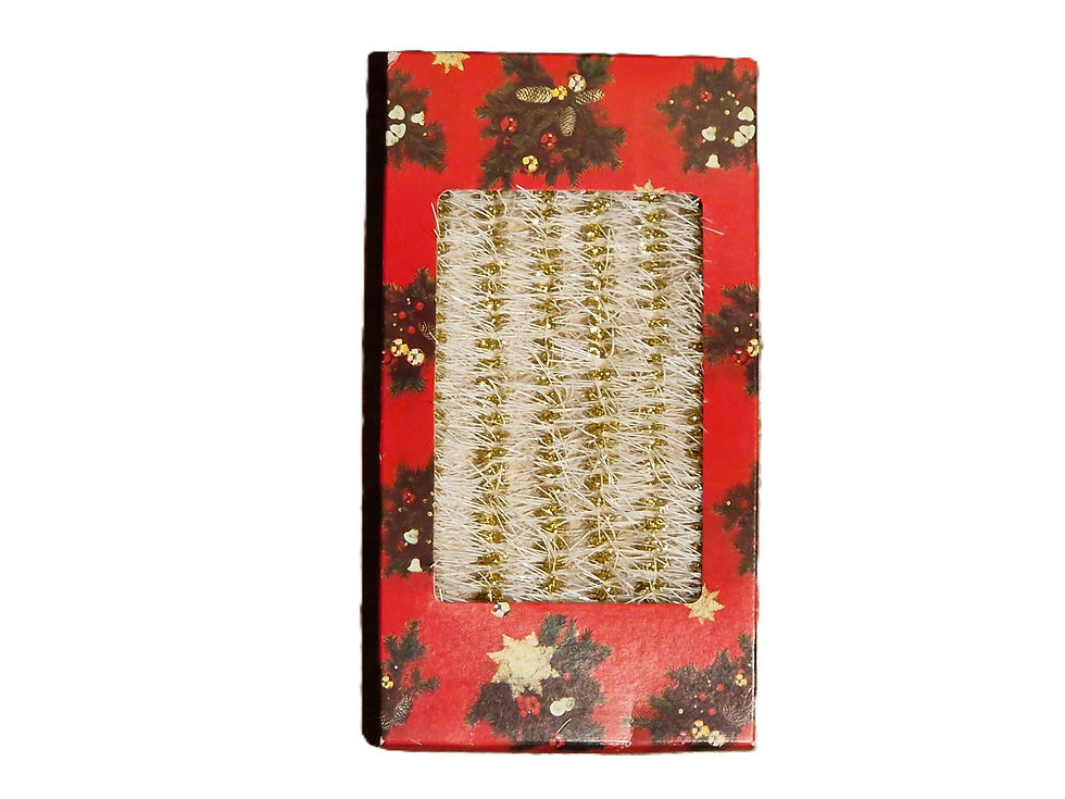 Hieno vanha alkuperäispakkaus jossa kullanväristä korkkiruuvipunosta ja valkoisia hapsuja.