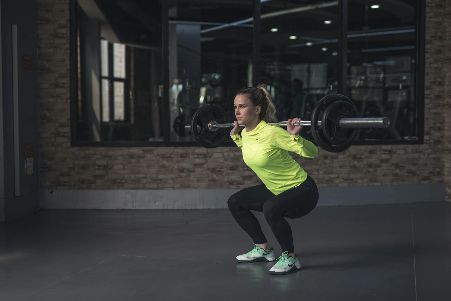 squat movement pattern