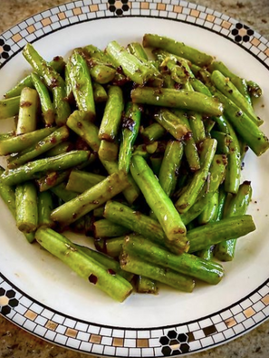 Ejotes salteados