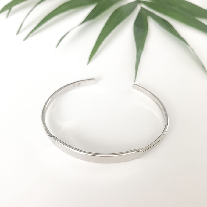 Miniature : Bijoux gravés