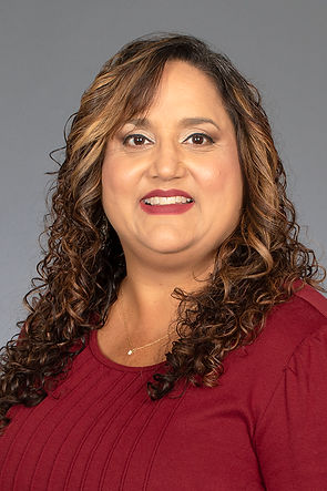 Kelli Sterling_2024-1 crop.jpg