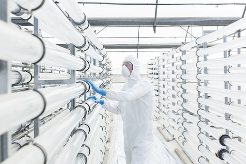 Inżynier w laboratorium