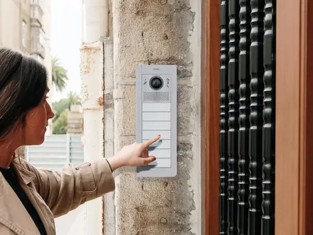 Videocitofonia smart connessa: sicurezza, comfort e bonus fiscali con i migliori marchi sul mercato