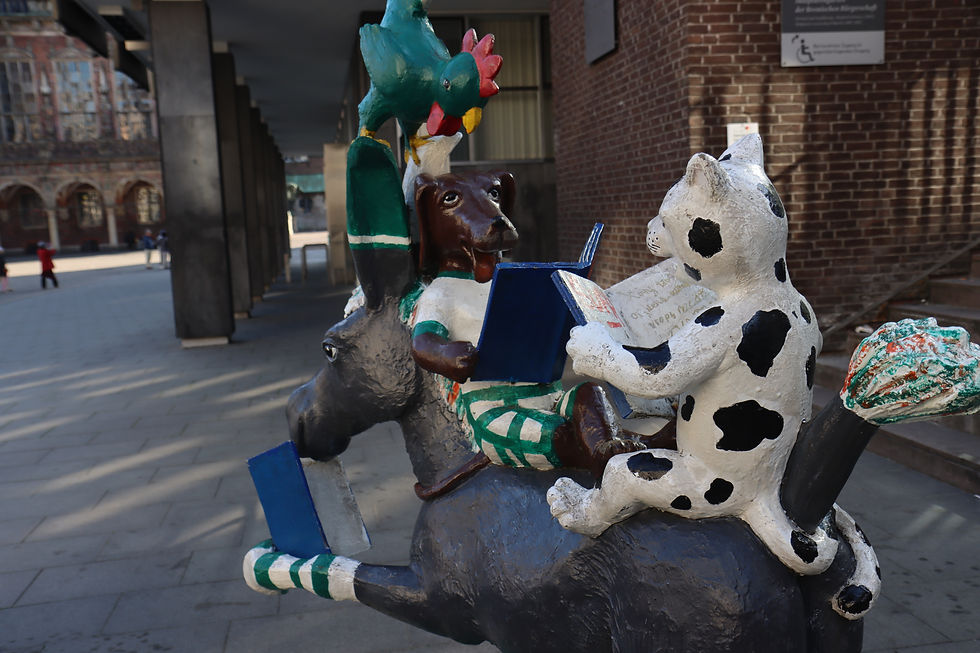 時には変形したりもする。