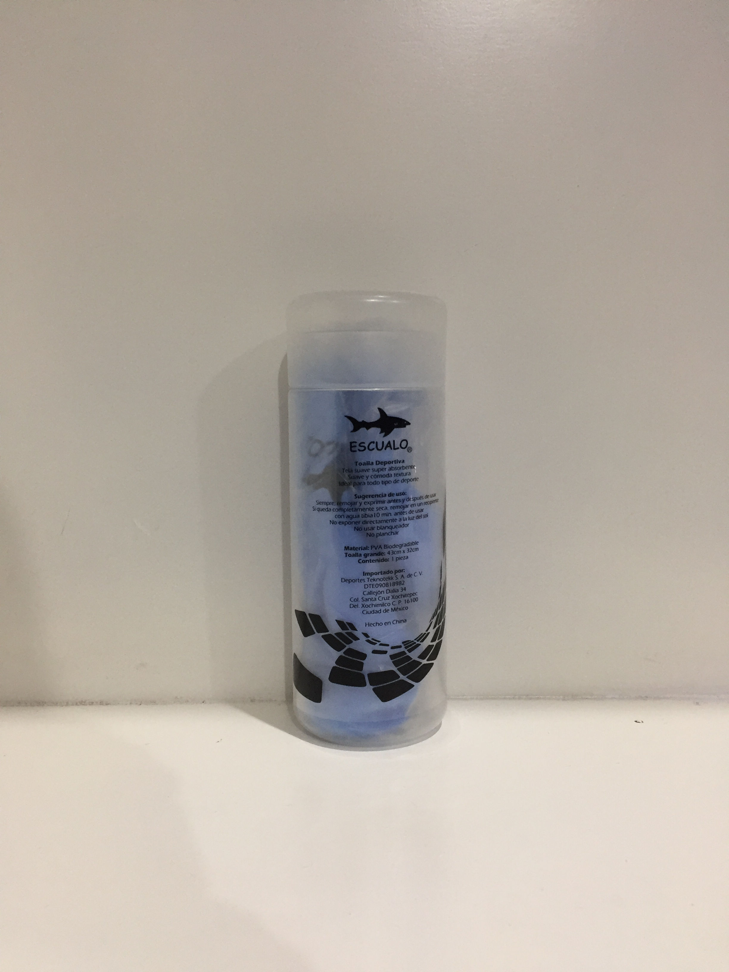 Toalla Escualo Tela suabe super absorbente, cómoda textura, PVA Biodegradable ,