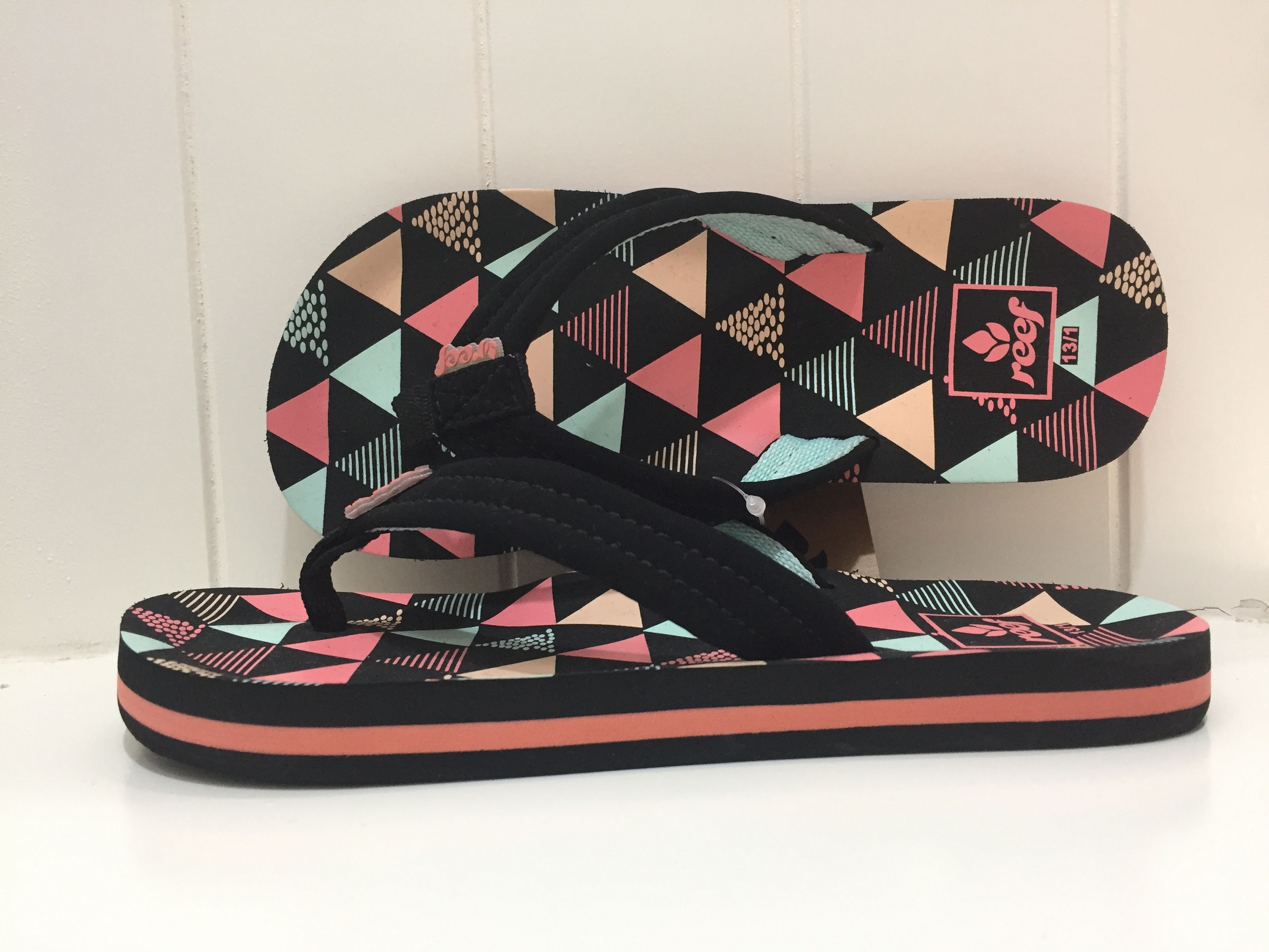 Sandalia Reef Kids ahi Surf flag