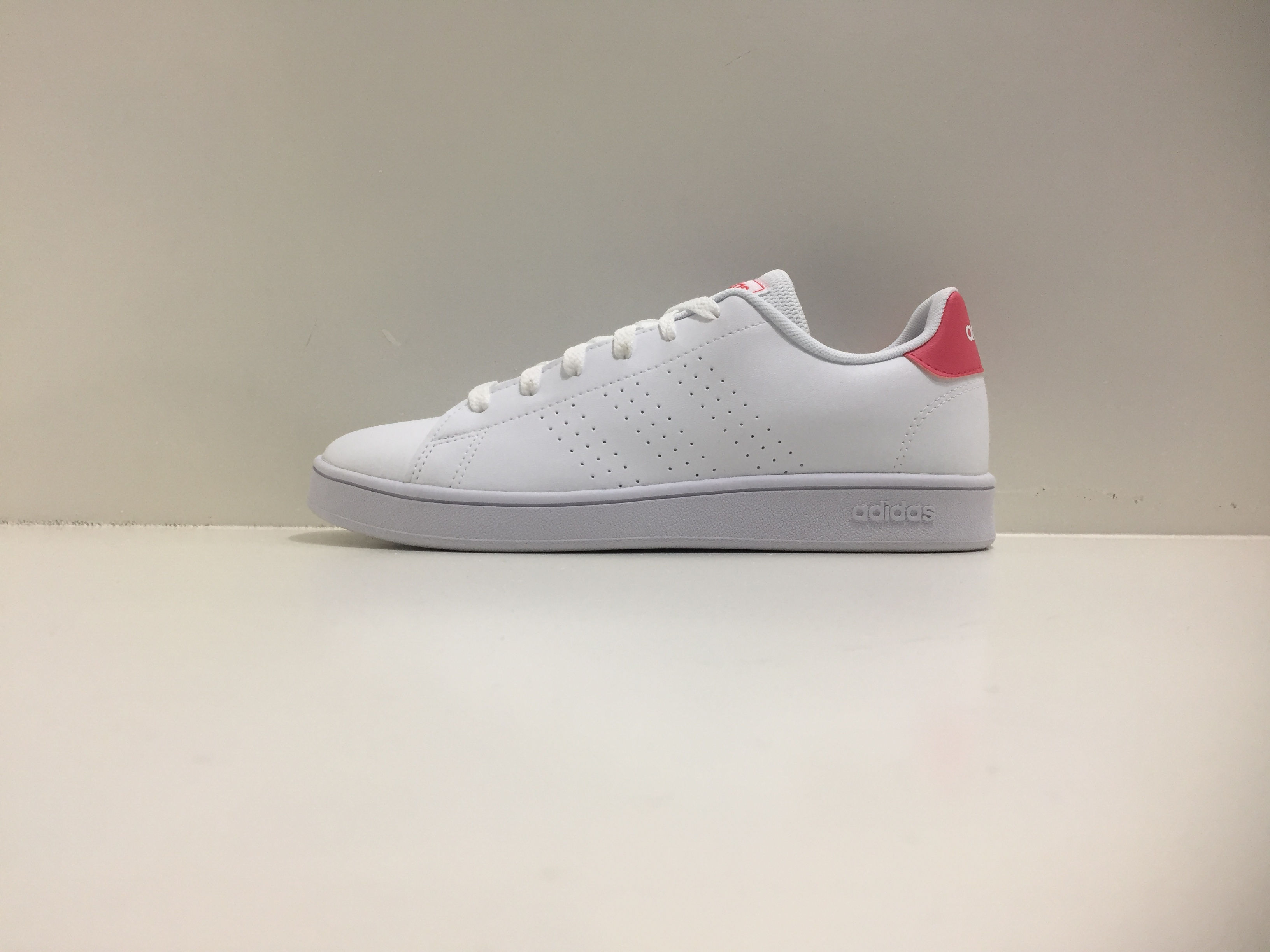 Tenis Adidas Advantage