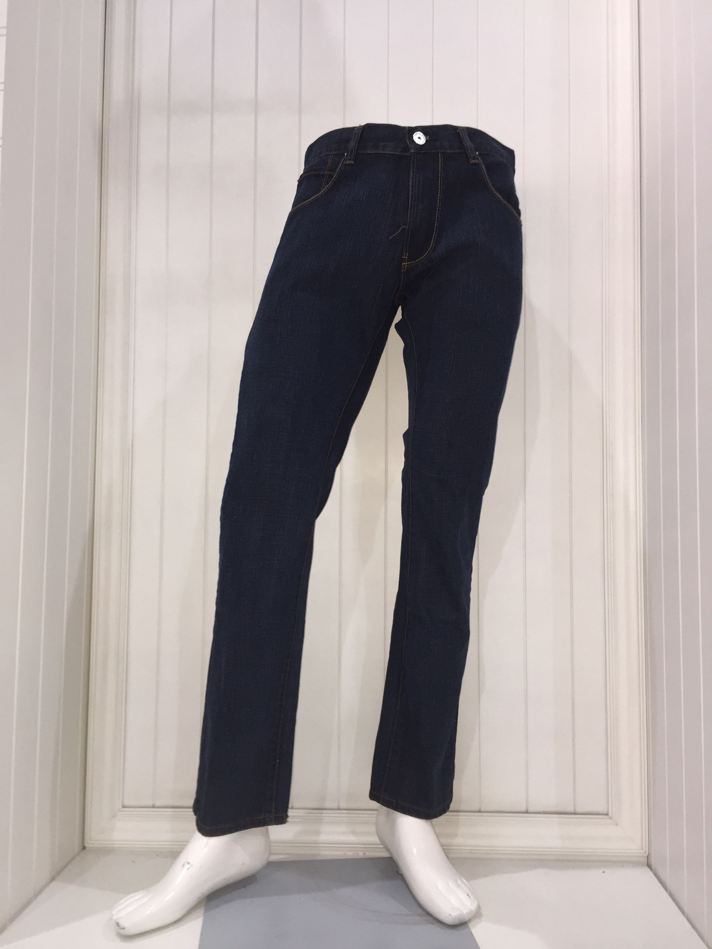 Pantalón Furor Justin, Cintura baja, Corte Justo, Pierna justa, 100% Algodón.