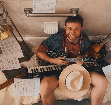 Bathtub with instruments.JPG