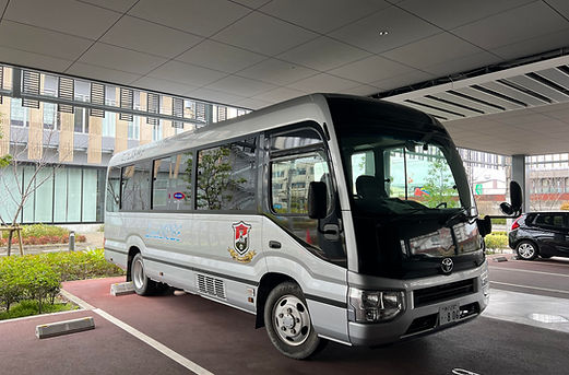 マイクロバスシルバー小.jpg