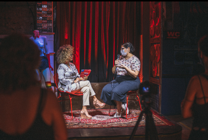 No FEMEA, Joelma Klaudia entrevista Julia Freitas que fala sobre o Movimento MNT - Divulgação.