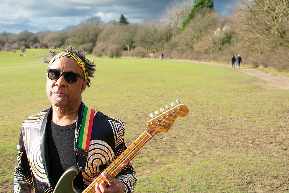 Gregg Kofi Brown - Imagem: divulgação.