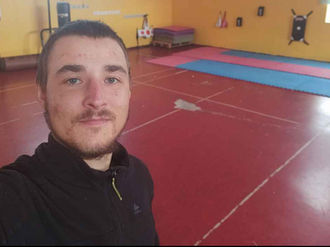 Cestovatel z Krkonoš zůstává v Itálii, karanténu strávil v tělocvičně u Neapole