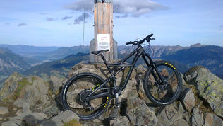 Das schwere Kreuz mit dem Joch…