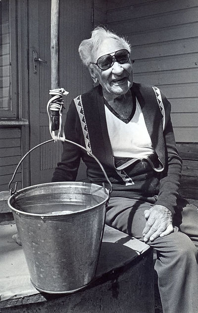 evalds valters 3.JPG