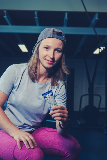 Sarka Pancochova | Chimpanzee Natural Nutrition