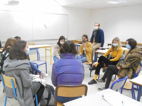 Discussion avec les élèves de la Borde Basse autour du projet des poules