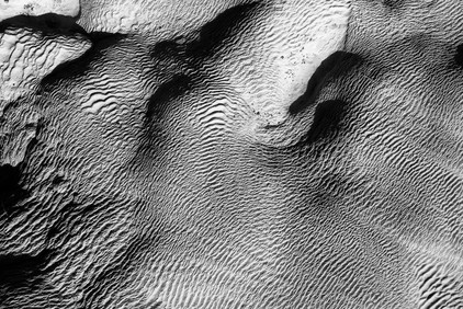 Hilly Curves