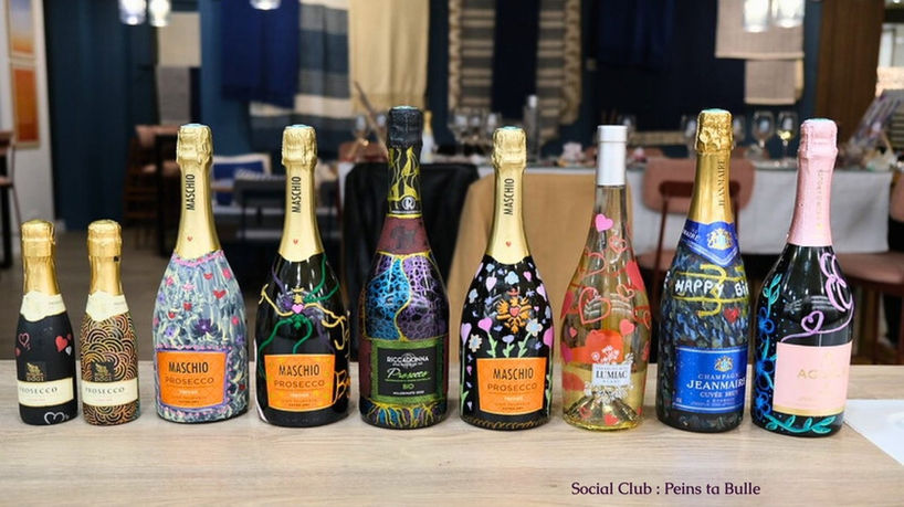 Bouteilles peintes pour célébrer des anniversaires, mariages