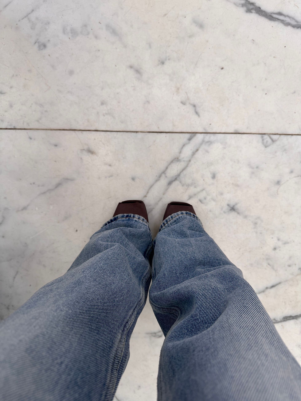 Thumbnail: SAINT LAURENT Low-Rise Jeans Blue