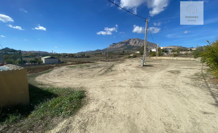 Building land with tranquil setting and rural surroundings in Spain plot 1