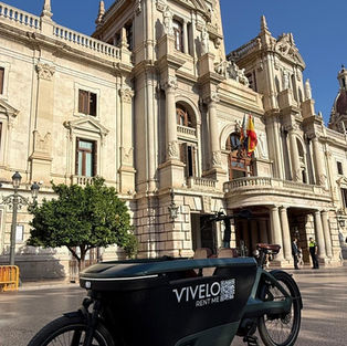 Discover the Best Bike Routes in Valencia with VIVELO for an Unforgettable Ride