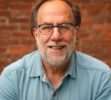 Bob Strom Headshot.jpg