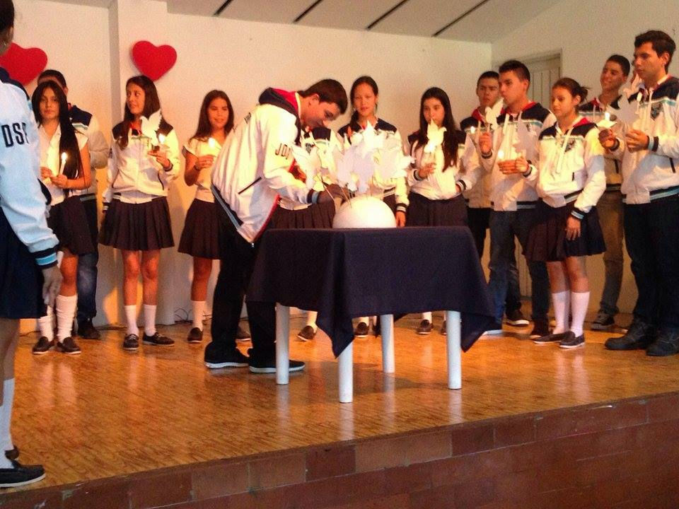 12025448_1919813998242767_940451147_n