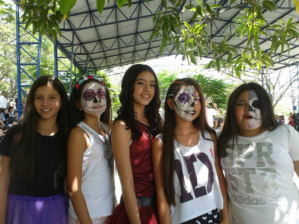 12193413_741433249295254_5021204756692316849_n