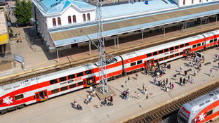 Reaguojant į kylančias kuro kainas mažinamos traukinių bilietų kainos