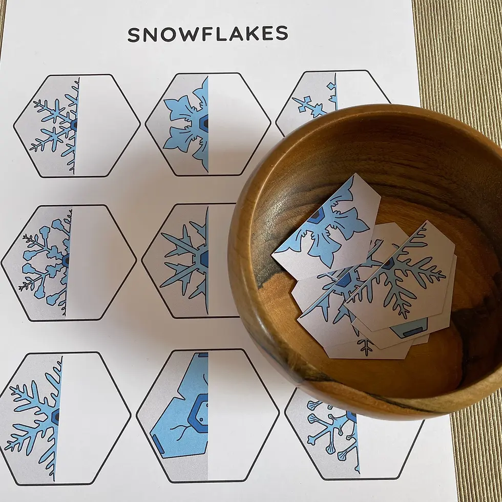 Thumbnail: Snowflakes Halves puzzle preschool
