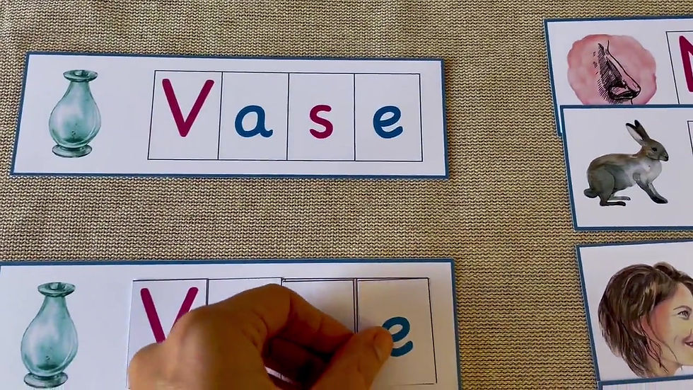 Thumbnail: Wörter legen. Zweisilbige Wörter. Montessori Bewegliches Alphabet