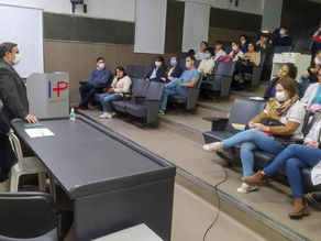 Medina Ruiz se reunió con los futuros jefes de residentes