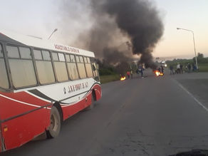 Corte en la ruta 306 en el cruce de Santa Rosa: "Tenemos el derecho a poder circular "