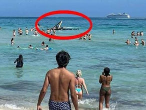 Impresionante video: un helicóptero se estrelló en el mar en Miami