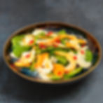 Salada de Camarão, Espinafres, Mandioca e Trufa image