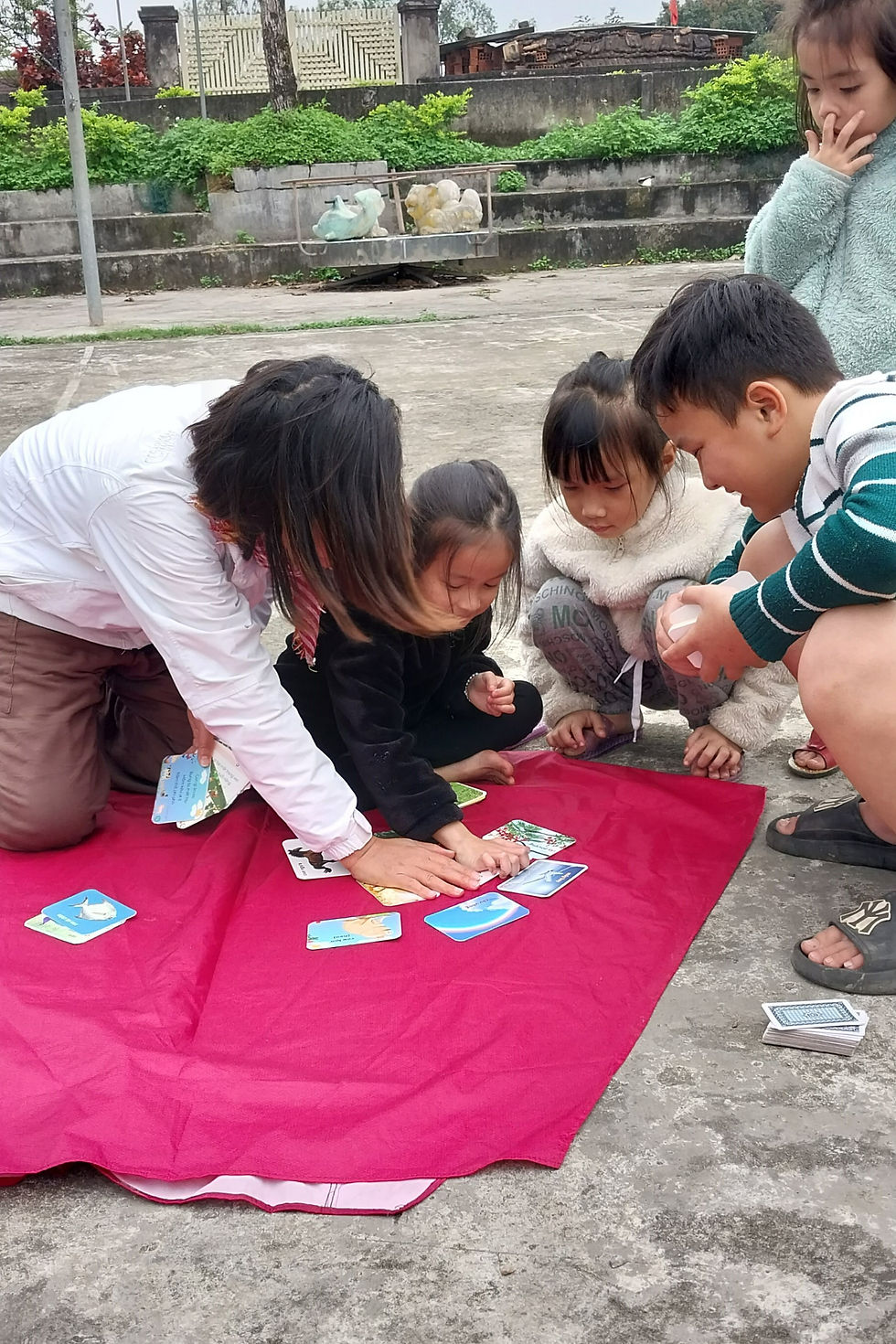 Chơi với Thẻ câu đố thông minh
