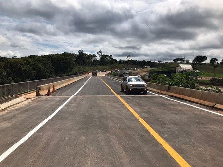 Trânsito é desviado para nova ponte sobre o Rio Vermelho em Nova União