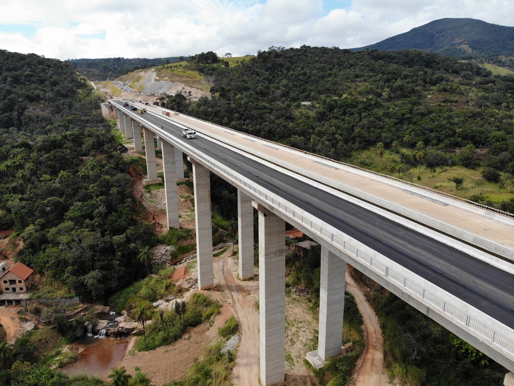 Viaduto de 600m