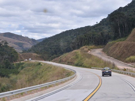 Ministro da Infraestrutura libera 15 km de pavimentação da BR-381/MG