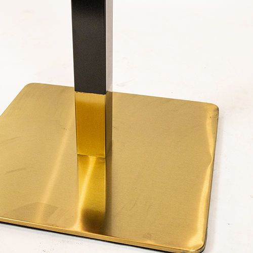 Miniaturbild: Dados Tischgestell Schwarz - Gold