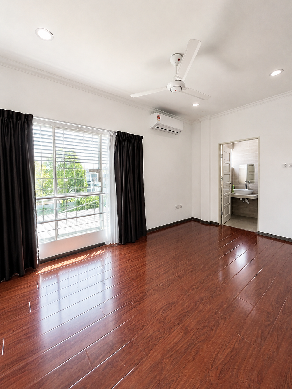 2-STOREY SEMI-DETACHED