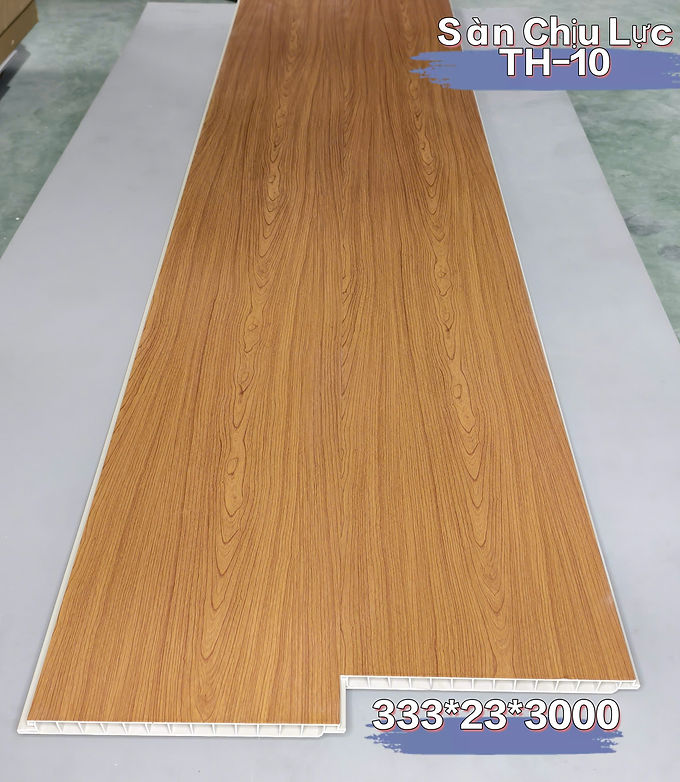  • Kích thước: 23x333mm. 
 • Chiều dài: 3 mét. 
 • Quy cách: 3 thanh/kiện.
 • Thiết kế dày dặn, cấu trúc rỗng khoa học giúp giảm trọng lượng nhưng vẫn giữ độ cứng cao. 
 • Ứng dụng: thi công sàn ban công, sân vườn, hồ bơi, lối đi ngoài trời và các công trình cần độ bền lâu dài.