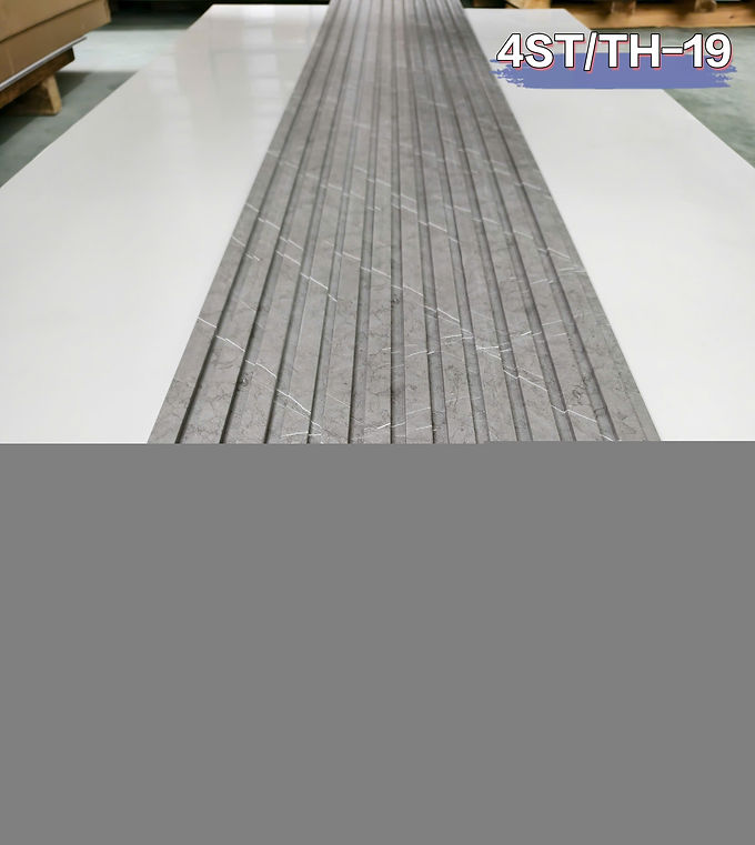 
 • Kích thước: 9x150mm. 
 • Chiều dài: 3 mét. 
 • Quy cách: 20 thanh/kiện. 
 • Độ hoàn thiện cao, dễ dàng lắp đặt và bảo dưỡng. 
 • Ứng dụng: trang trí tường, trần, phù hợp cho nhà ở và văn phòng.