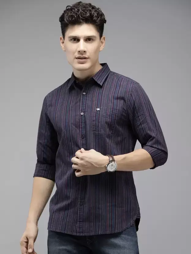 Spread Collar Casual Shirt