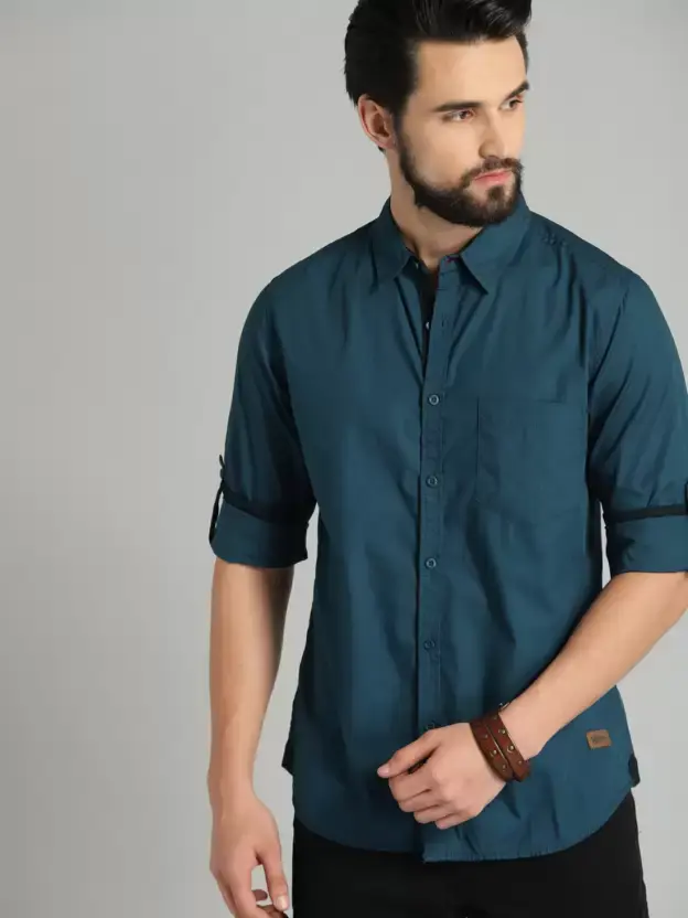 Spread Collar Casual Shirt