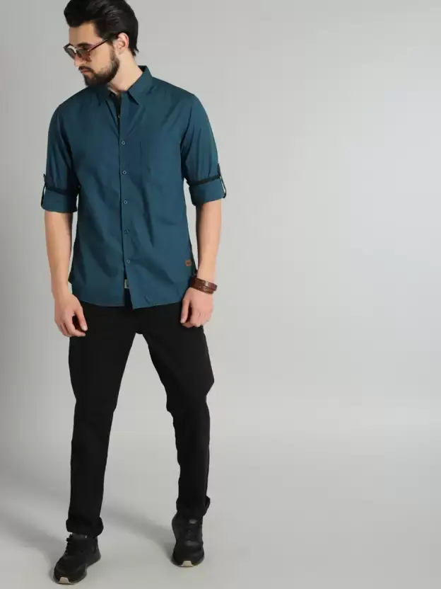 Thumbnail: Spread Collar Casual Shirt