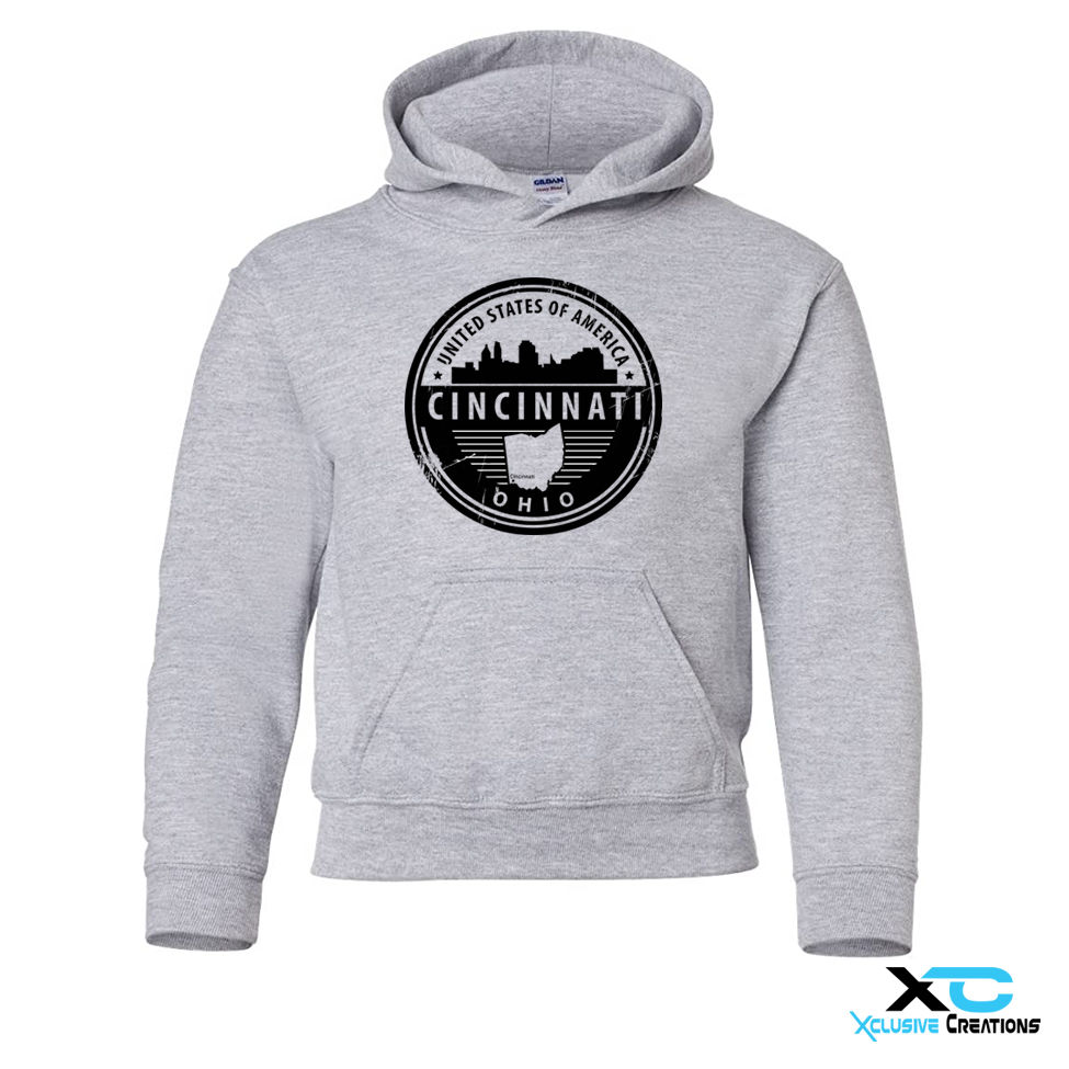 Thumbnail: Cincinnati Distressed Circle with City Skyline